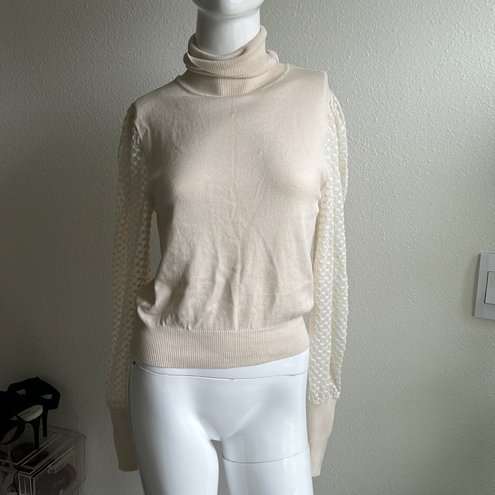 ZARA SWEATER TOP SIZE S NWOT